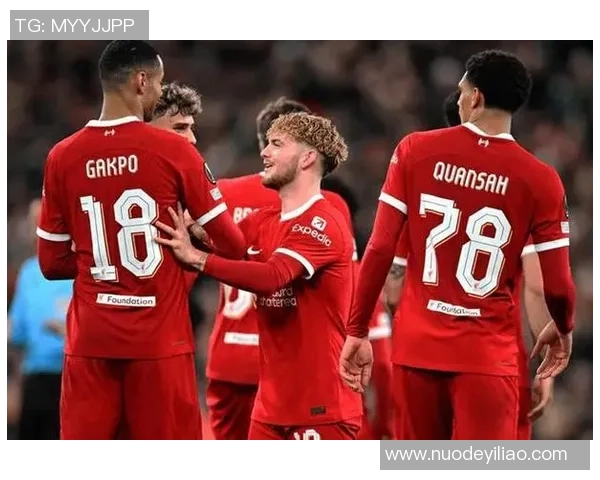 曼联与利物浦下半场激战回顾双方精彩表现与战术较量分析